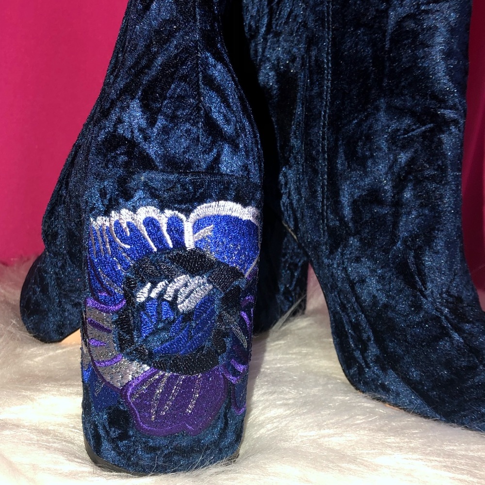 Booties - Picture 3 of 3